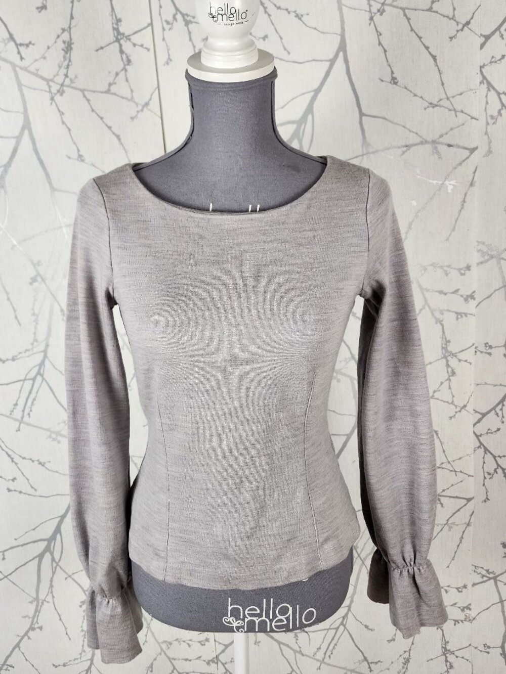 Club Monaco Gray 100% Wool Knit Boat Neck Cinch Bell Sleeve Sweater